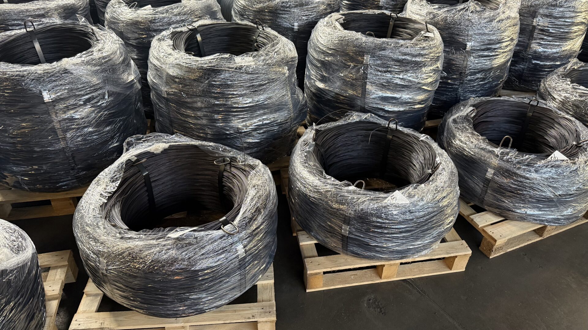 Produzione filo di ferro cotto nero